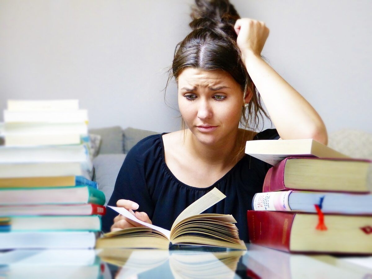 Psychological Tips to avoid sleep and laziness while studying